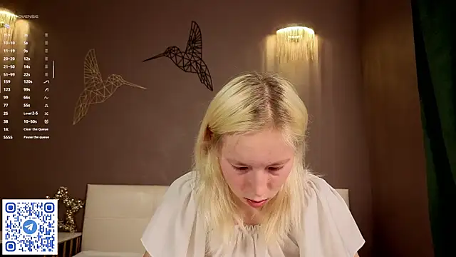 JuliannaWenger online show from 02.10.26