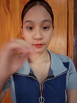 ChiecumBae online show from 11.08.25