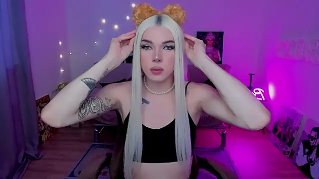 Snapshot of YourTrixie chatting on 02.09.26 YourTrixie online show from 02.09.26