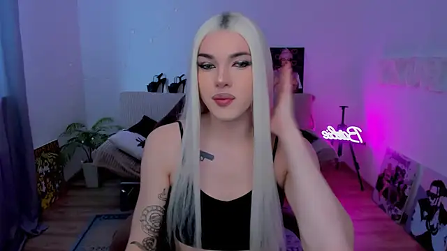 Snapshot of YourTrixie chatting on 02.10.26 YourTrixie online show from 02.10.26