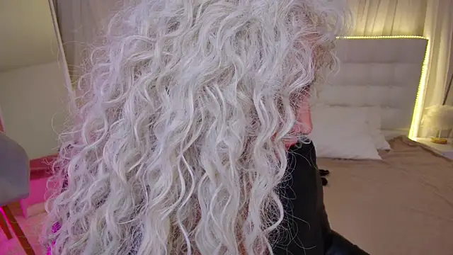 Lilit 1Love online show from 11.29.25