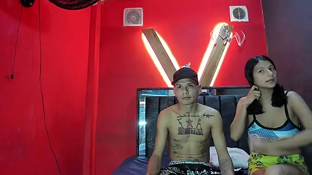 Snapshot of catalina_hard_love chatting on 10.25.25 catalina hard love online show from 10.25.25