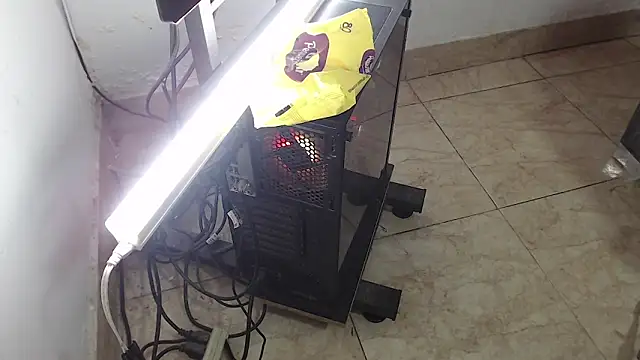 Snapshot of catalina_hard_love chatting on 10.30.25 catalina hard love online show from 10.30.25