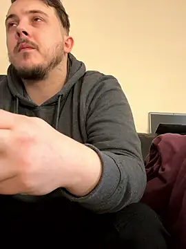 Snapshot of XXKieran chatting on 01.18.26 XXKieran online show from 01.18.26