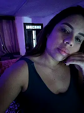 GabyMontenegro online show from 09.30.25