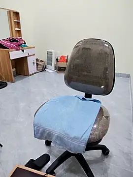 Lyly suri07 online show from 04.04.26