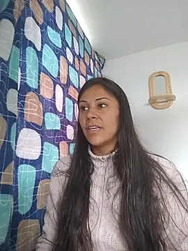 KittyHoleshot87 online show from 01.14.26