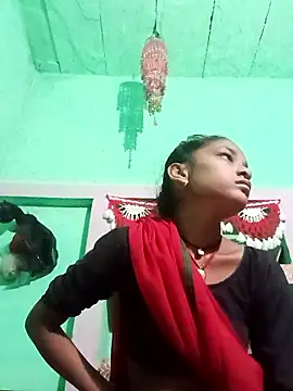 Snapshot of Idhika_Jha chatting on 10.16.25 Idhika Jha online show from 10.16.25