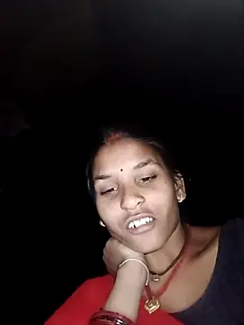 Snapshot of Idhika_Jha chatting on 10.19.25 Idhika Jha online show from 10.19.25