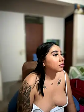 Sophie Dreamss online show from 11.21.25