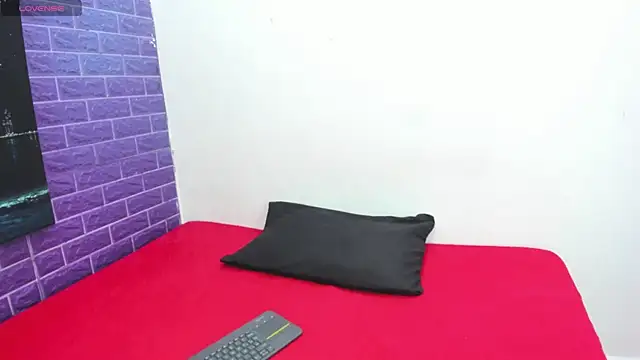 Snapshot of Cora_222 chatting on 09.16.25 Cora 222 online show from 09.16.25