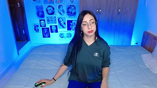 rachel rosse11 online show from 10.18.25