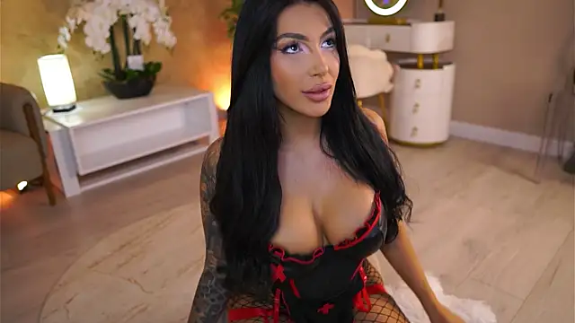 AishaaDevoe online show from 10.31.25