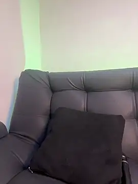 Skarlett 12  online show from 10.23.25