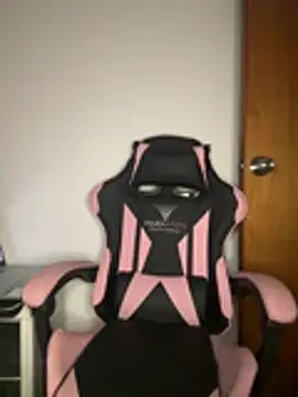 Snapshot of Madisson_Leblanc chatting on 03.11.26 Madisson Leblanc online show from 03.11.26