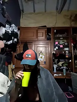 hairy mannn online show from 12.22.25