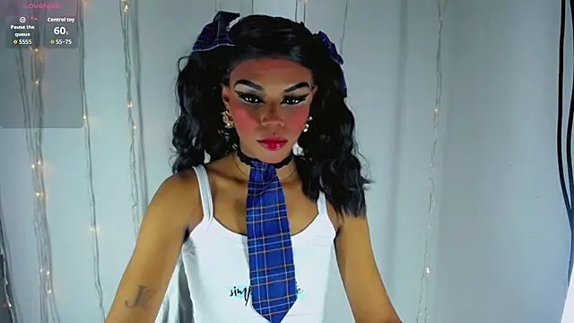 Snapshot of TheBlackwidows chatting on 09.29.25 TheBlackwidows online show from 09.29.25