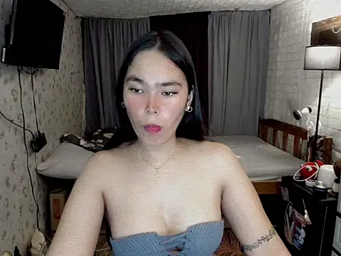 awesomegurl21 online show from 10.05.25
