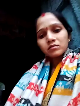 Jooli xx online show from 10.05.25