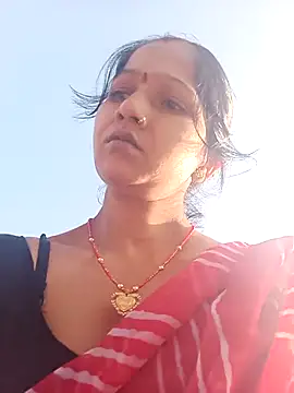 Jooli xx online show from 10.07.25