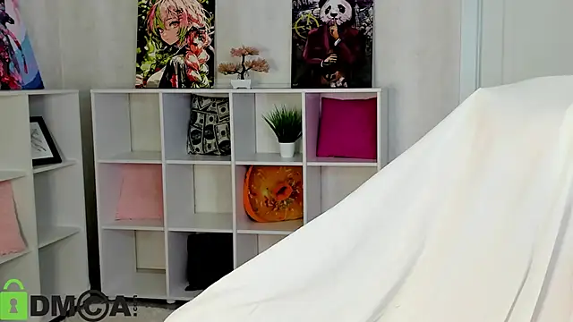 Snapshot of Agnes_Passero chatting on 10.23.25 Agnes Passero online show from 10.23.25