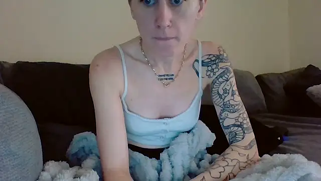 liltiddygoffwaifu online show from 11.20.25