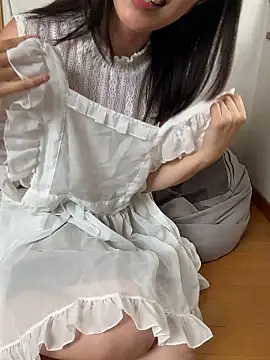 Snapshot of siichan-ta chatting on 09.24.25 siichan-ta online show from 09.24.25