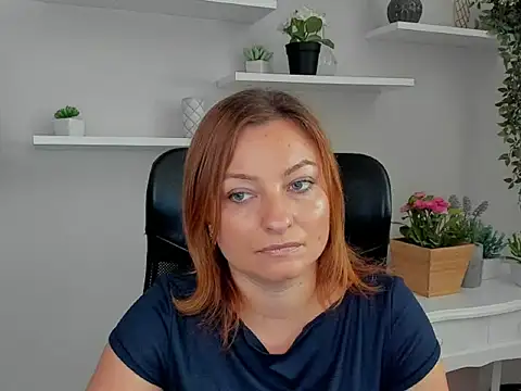 angelaSamt online show from 09.11.25