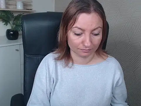 angelaSamt online show from 09.24.25