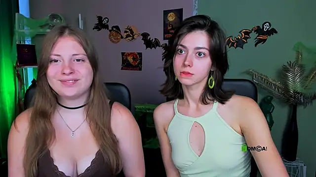 kitniss dreamy online show from 10.28.25