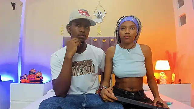 Kiaraa y Her Crazy online show from 10.18.25