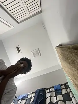 dmmeformerch online show from 04.01.26