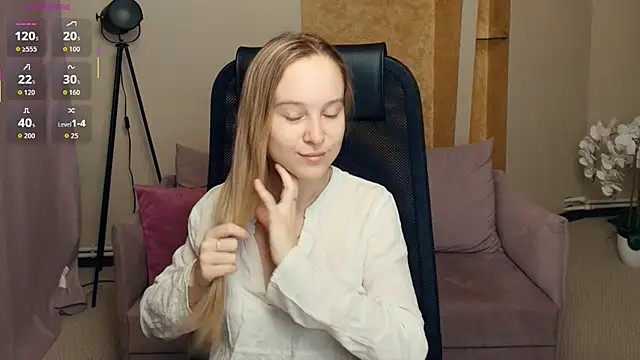 SoonMoor online show from 12.18.25