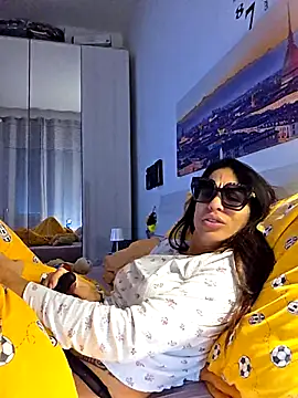 Snapshot of sexy7883 chatting on 11.07.25 sexy7883 online show from 11.07.25