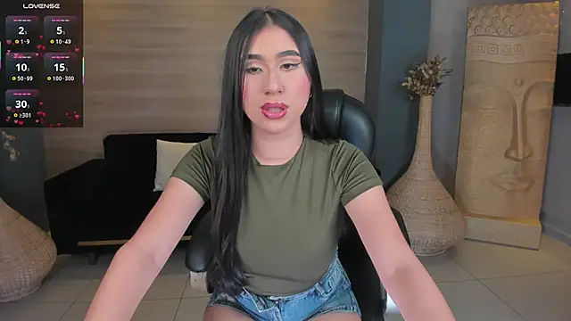 MayaMoretti  online show from 02.20.26