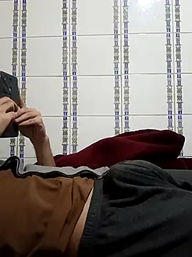 BeakedMezuza online show from 04.12.26