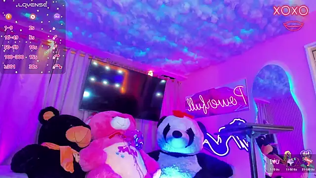 Naomy Alvaradoo online show from 01.18.26