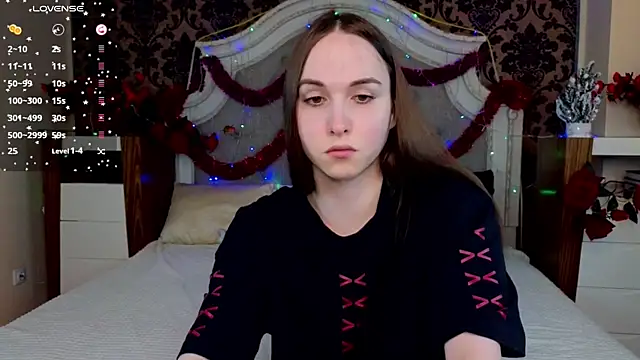 Angeel Kate online show from 12.15.25