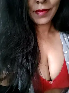 Deepa Sharma143 online show from 10.21.25