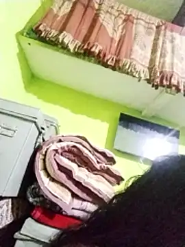 Snapshot of Hot_liya54 chatting on 10.17.25 Hot liya54 online show from 10.17.25