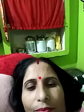 Snapshot of Hot_liya54 chatting on 11.11.25 Hot liya54 online show from 11.11.25