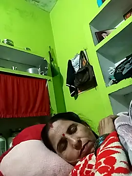 Snapshot of Hot_liya54 chatting on 11.13.25 Hot liya54 online show from 11.13.25