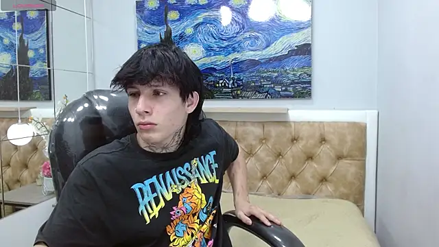 Iantwink18 online show from 12.18.25