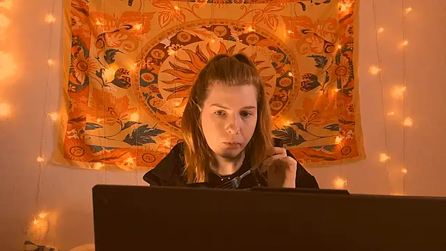 AliceCUNTach online show from 04.10.26