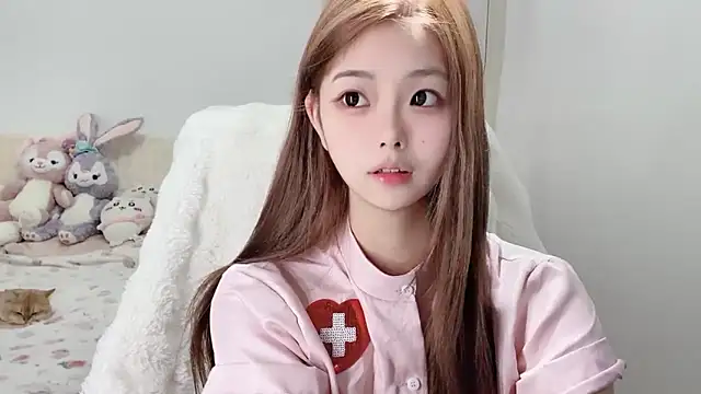 Snapshot of xiaoyugan-99 chatting on 11.11.25 xiaoyugan-99 online show from 11.11.25