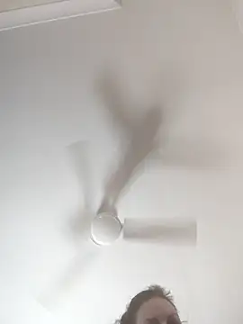 aussiepeaches online show from 09.10.25