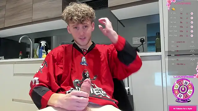 DominantAlex18 online show from 03.06.26