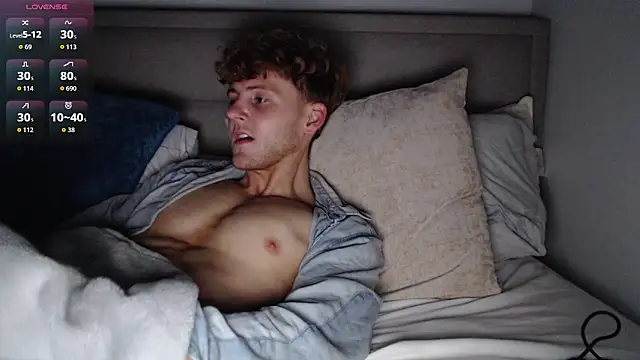 DominantAlex18 online show from 03.19.26