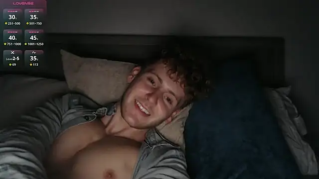 DominantAlex18 online show from 04.10.26