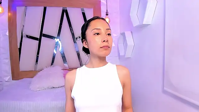 Snapshot of Any_clark chatting on 11.08.25 Any clark online show from 11.08.25